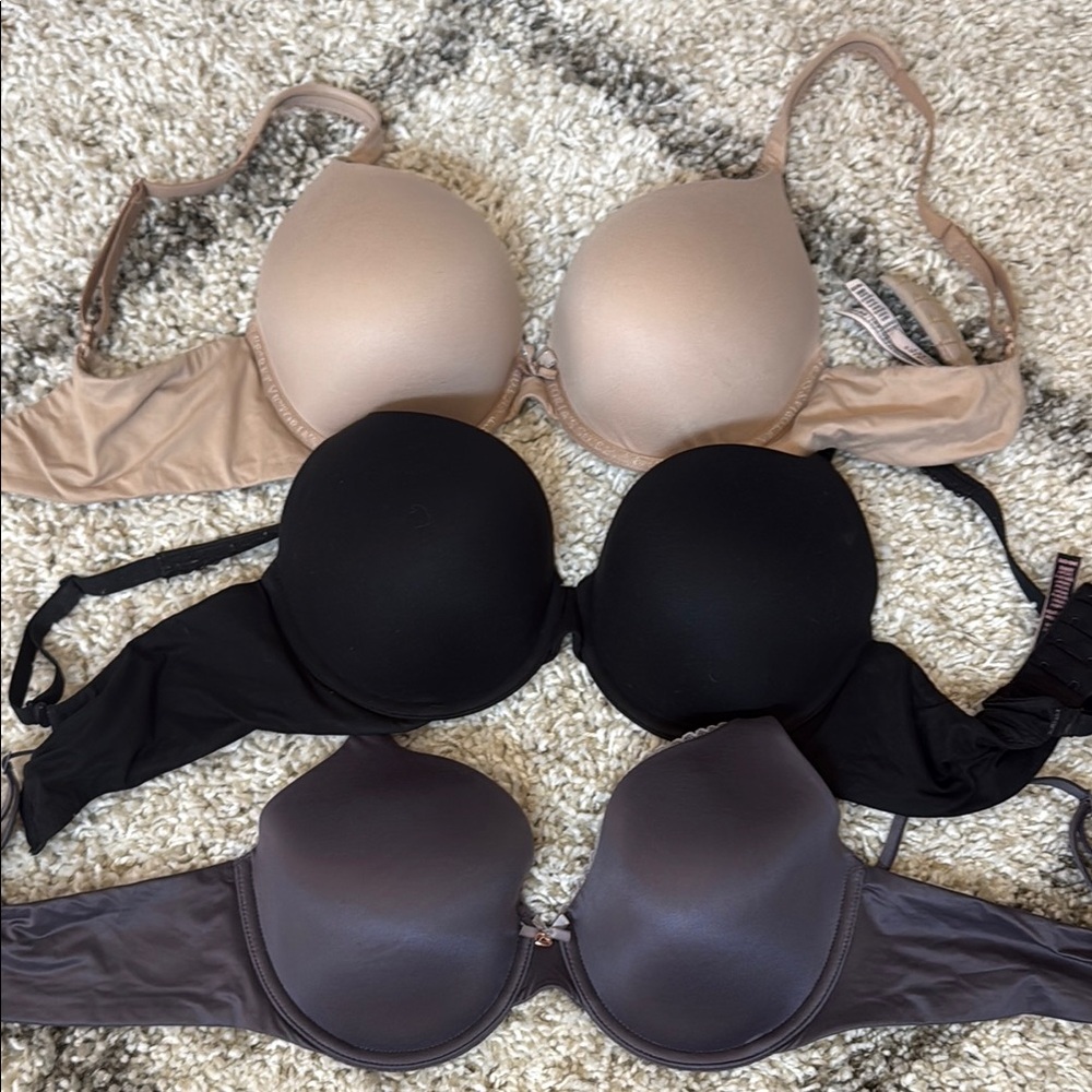 Victoria's Secret Body by Victoria 34D perfect shape and lined perfect coverage